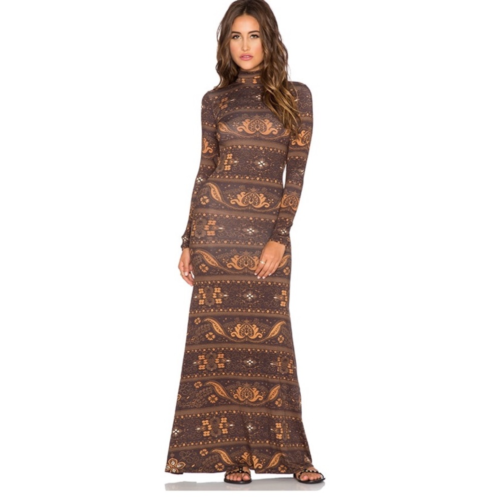 ⭐️ ISO⭐️ Novella Royale Blackbird Dress